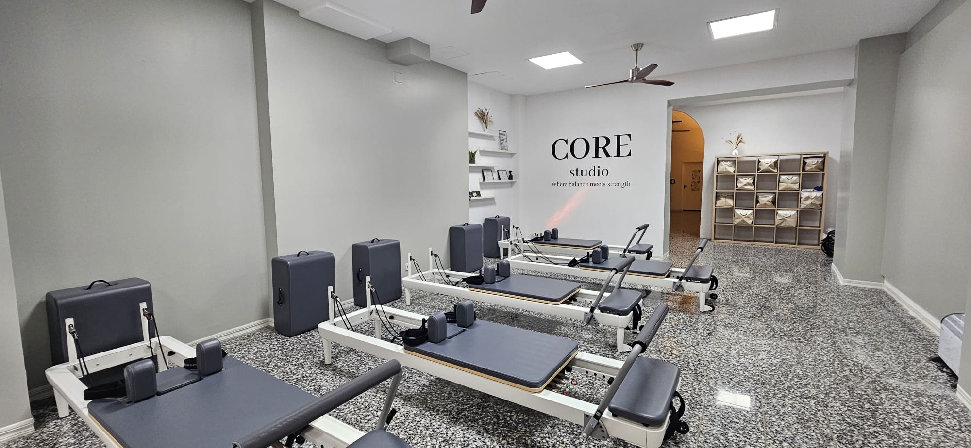 Estudi de Pilates Reformer a Gràcia - Core Studio